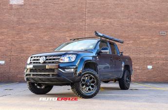 VOLKSWAGEN AMAROK REPLAY GLOSS BLACK MACHINED DARK TINT
